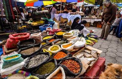 introduction to ecuador otavalo market motorcycle adventure tour