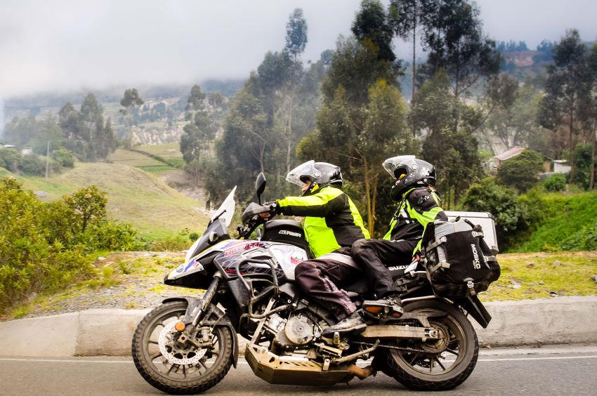 two up on suzuki Vstrom 1000 in ecuador