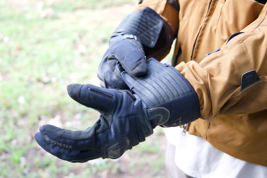 adventure riding weatherproof gloves 1