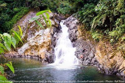 cascada la sucia ecuaodr motorcycle adventure tour