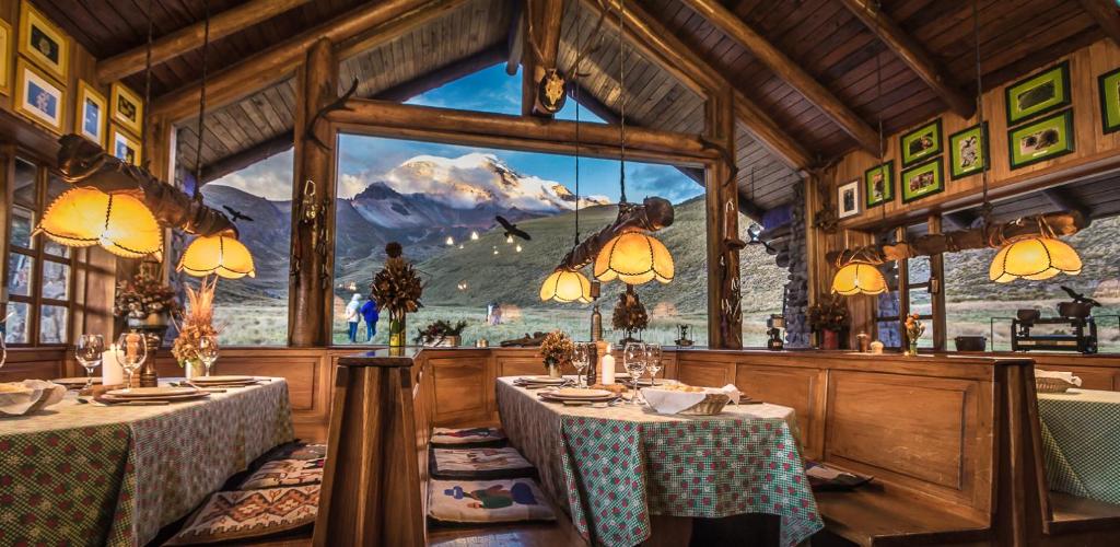 estrella de chimborazo lodge dining room