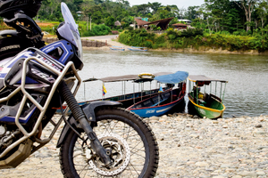 tenere and canoes in amazon basin