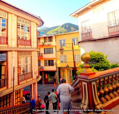 walking in zaruma ecuador