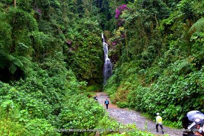 waterfall on the way to zunac