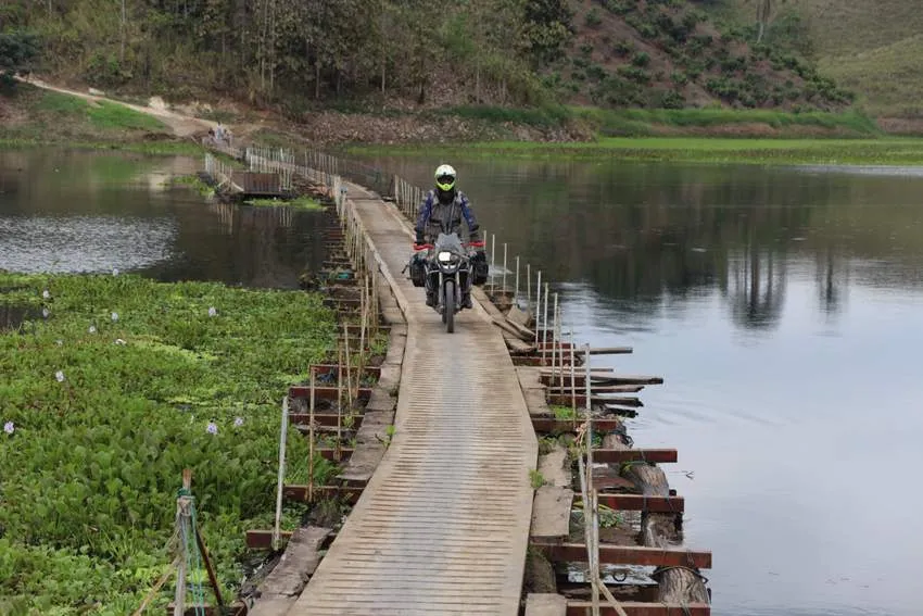 floating bridge bmw f800gs