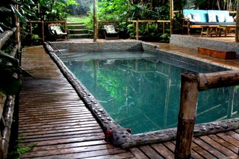 septimo_paraiso_heated_garden_pool