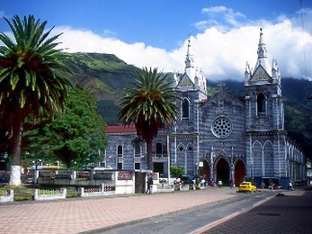 chucrch in the center of Banos ecuador